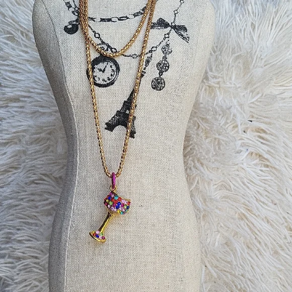 Rhinestone Wine Necklace NWOT - Picture 3 of 9